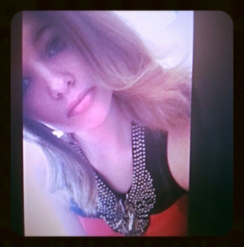 Fack you BITCH :) ▼.▼