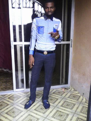 am humble,loyal,always look forward to people ahead of me.. AnKara bags,#shoes, #sandals, #event decorator, For More Info Call At +2348166681849,or 2BACDDC3