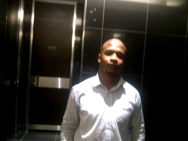 colen_roni's profile picture. Entrepreneuring in Poultry, Rock-Art & Crafting, Carpentry(Built-in Cupboards & kitchen Units). Salesman & Creative Designer@notch&notch