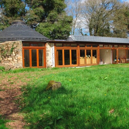 Spectacular eco holiday house featured on Grand Designs & located in the heart of rural Brittany