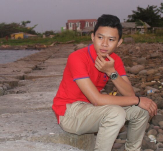 Hard work will conquer misery. I splash smile to color your day