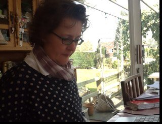 Sarahtext's profile picture. 