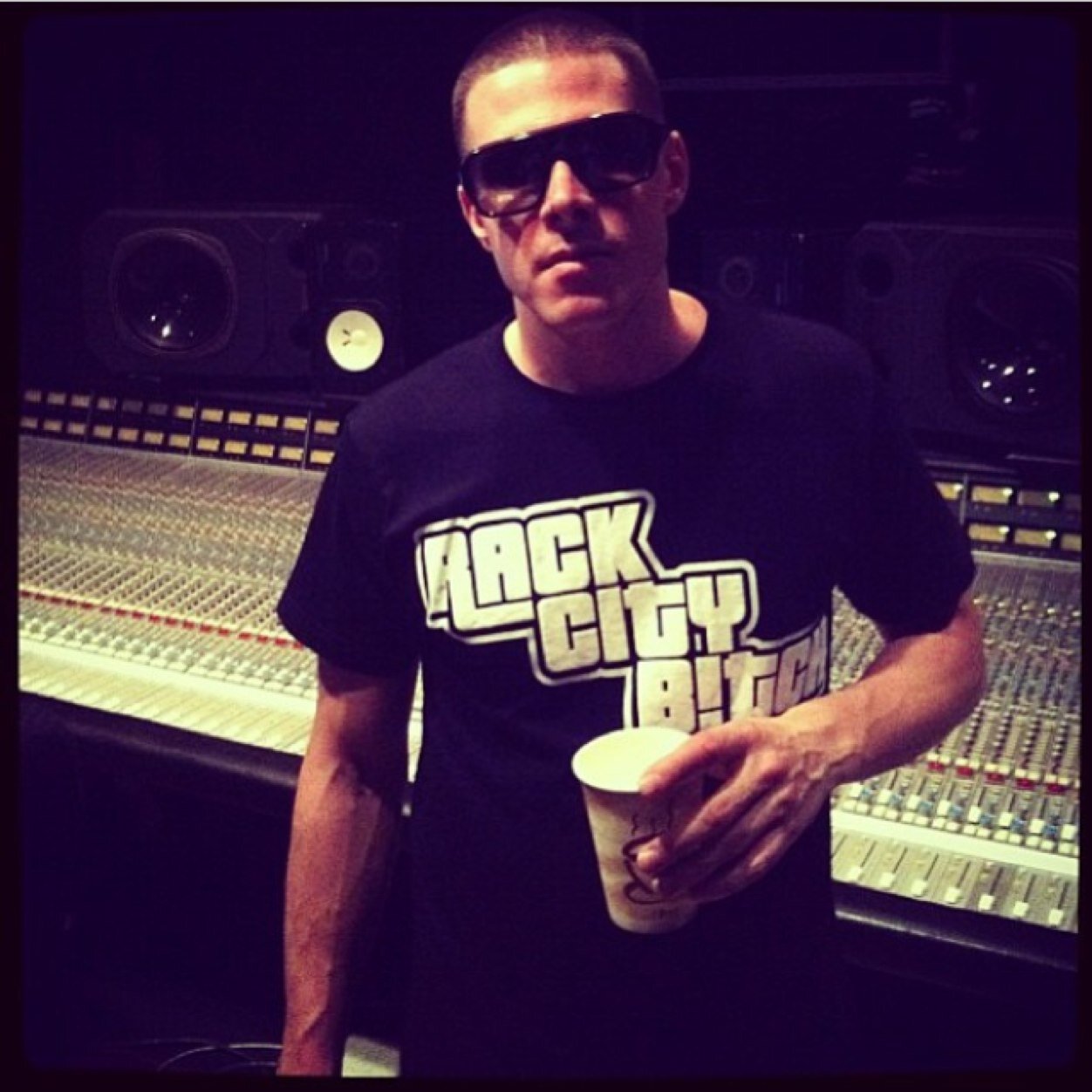 Electronic/HipHop Producers based out of NYC hit the link in exchange for free drugs