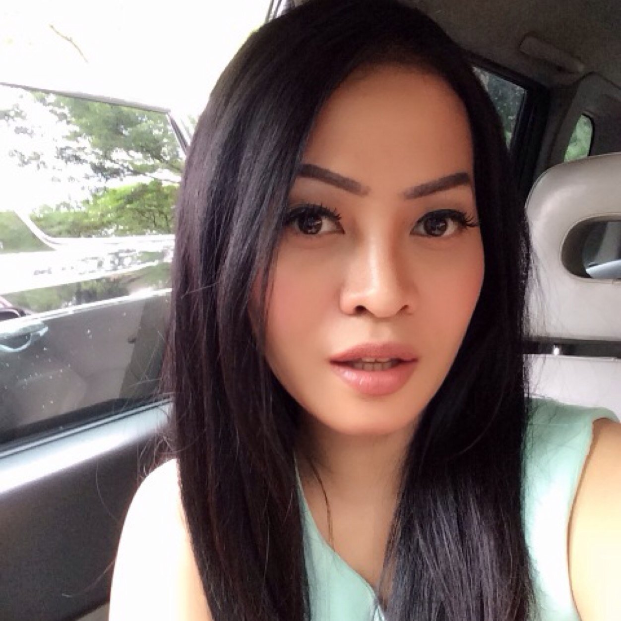 LAWYER @ The BEST Partner Lawfirm 
Office : Grand Sahid Jaya Hotel 
Ampi, Golkar & Wira Karya Indonesia
Boutique : Tantri Couture/house of kebaya