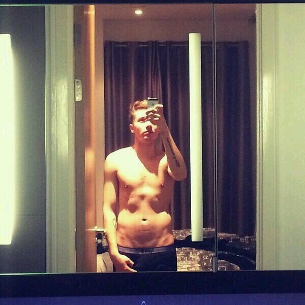 Get in lads. Its too much #swoon #hot #ManOfSteelAlright !!