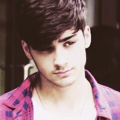 this is a free follow from @niallshighjumps follow her and ask for a follow back .x