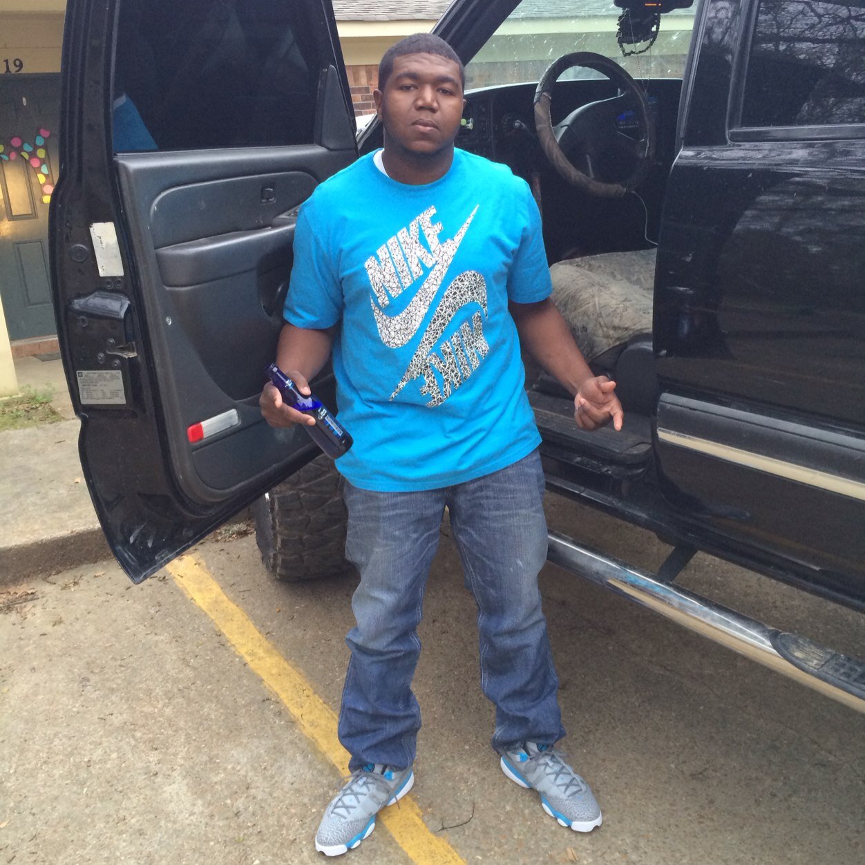 Lilton34's profile picture. Just a young guy tryna get to the top and enjoyin life to the fullest.. 50 boyz 4 life