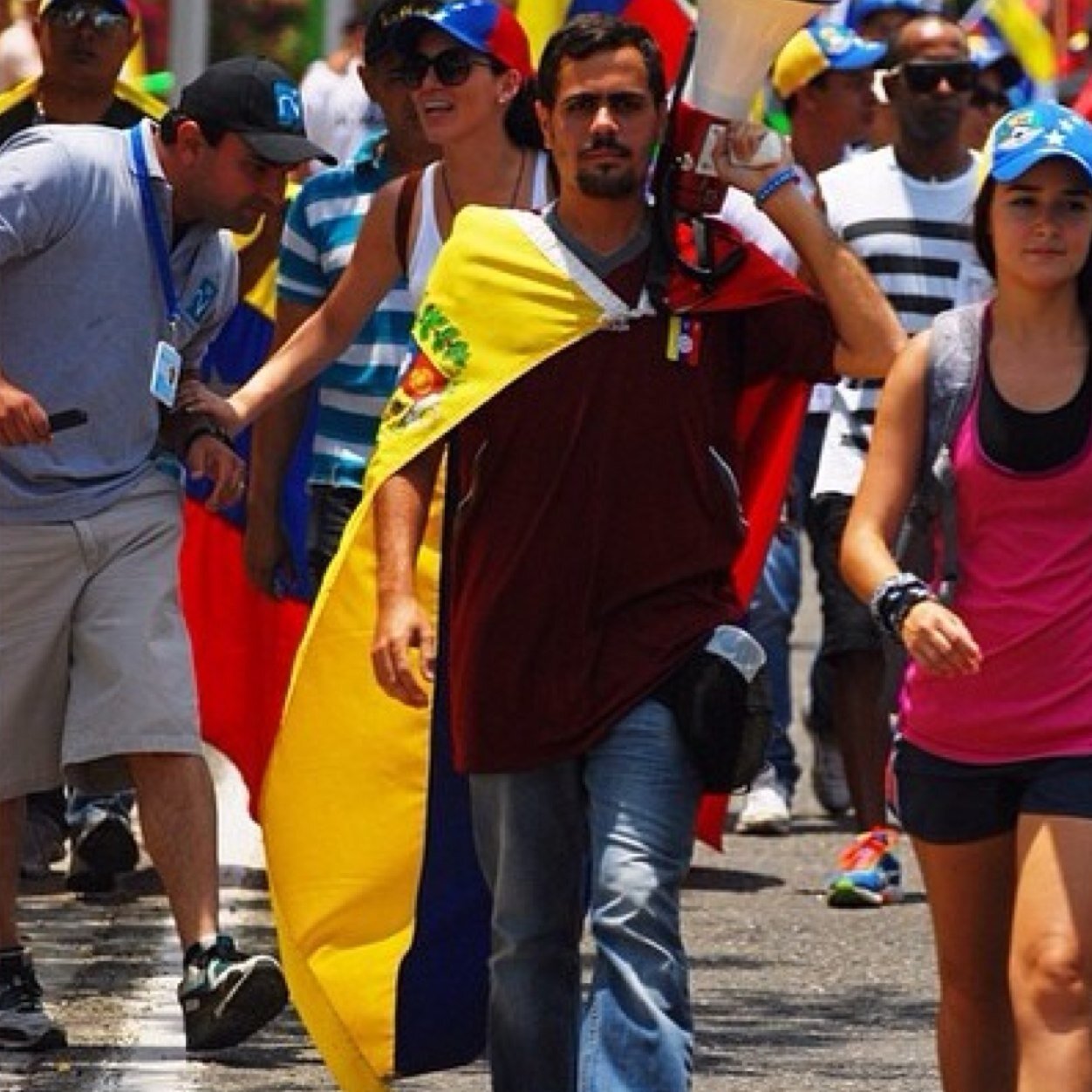 Venezuelan living in exile in Boston,MA. Activist for the democracy, freedom and human rights.  Dentist UC 2013.  If you dream it. Make it happen!