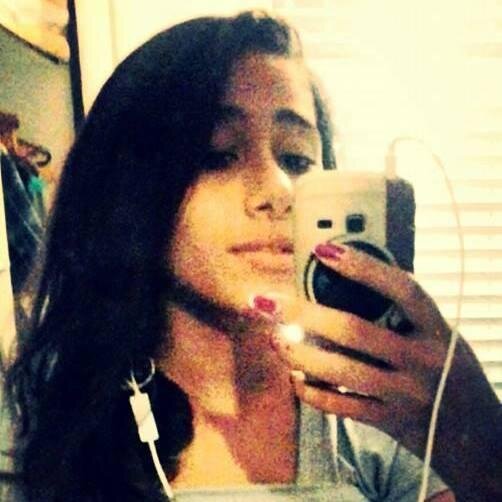 ele é fogo , ele é grafiteiro, eu sou fã do biba maconheiro, supra nos pés skate nas mãos kidrauhl na alma e justin bieber no coração #BrazilianGirl