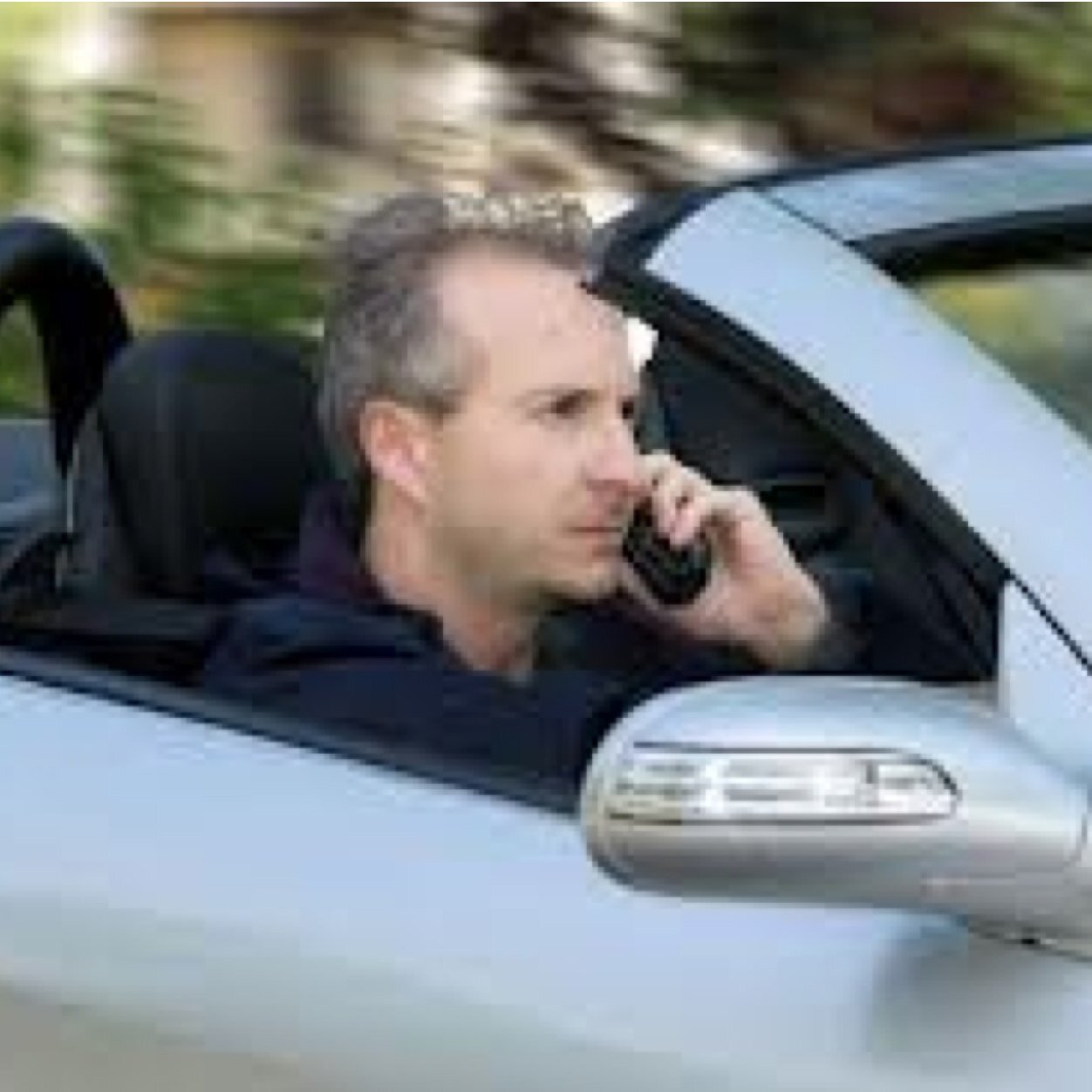 phonedrivers's profile picture. Dedicated to all those bellends who think its ok to drive and use their phone at the same time. Post your best shots here. Lets name and shame 'em.