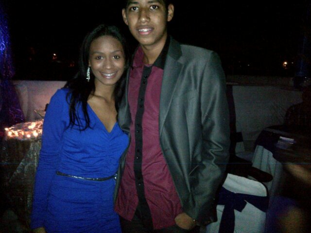 Me llamo alex e hijo de pastores amo el chocolate.Jesus is alive!