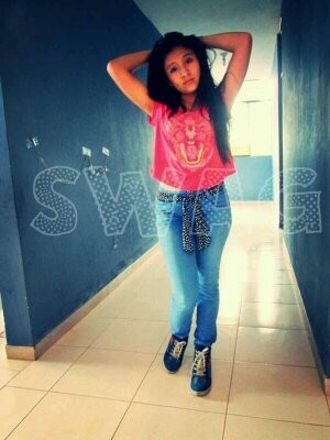 Hola son un pan. El 99.999999999999999999% de mi vida es Shasteeeem♥
