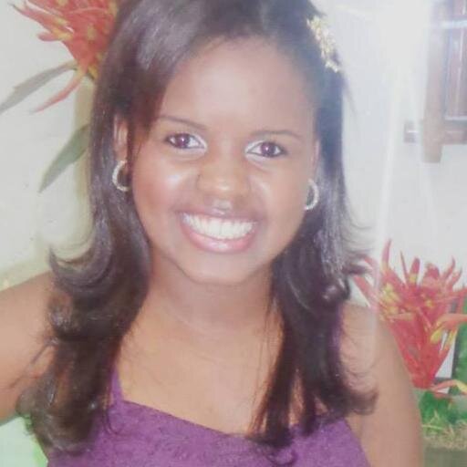 é o meu maior prazer... Te adorar SENHOR...
-Louvar, tocar é a minha vida. Foi pra isso e muito mais que Deus me chamou \o/