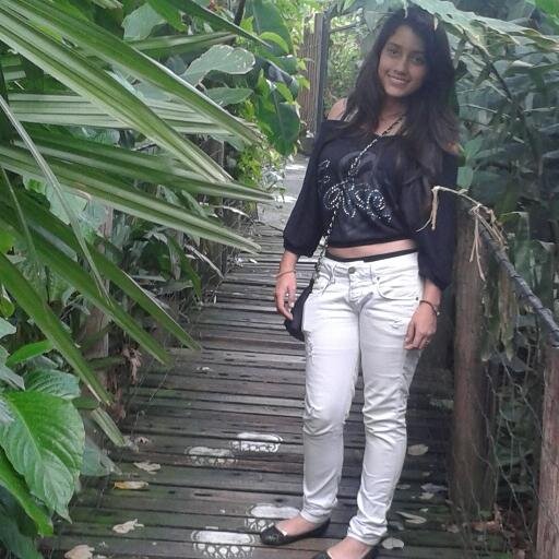 ♥las decisiones hacen caminos, las indecisiones murallas!♥