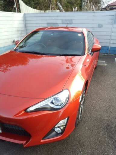 車好きで、よく箱根や湘南方面にドライブ行ってました(￣ー￣)
86を手放したので、元86乗りになりました…(泣)