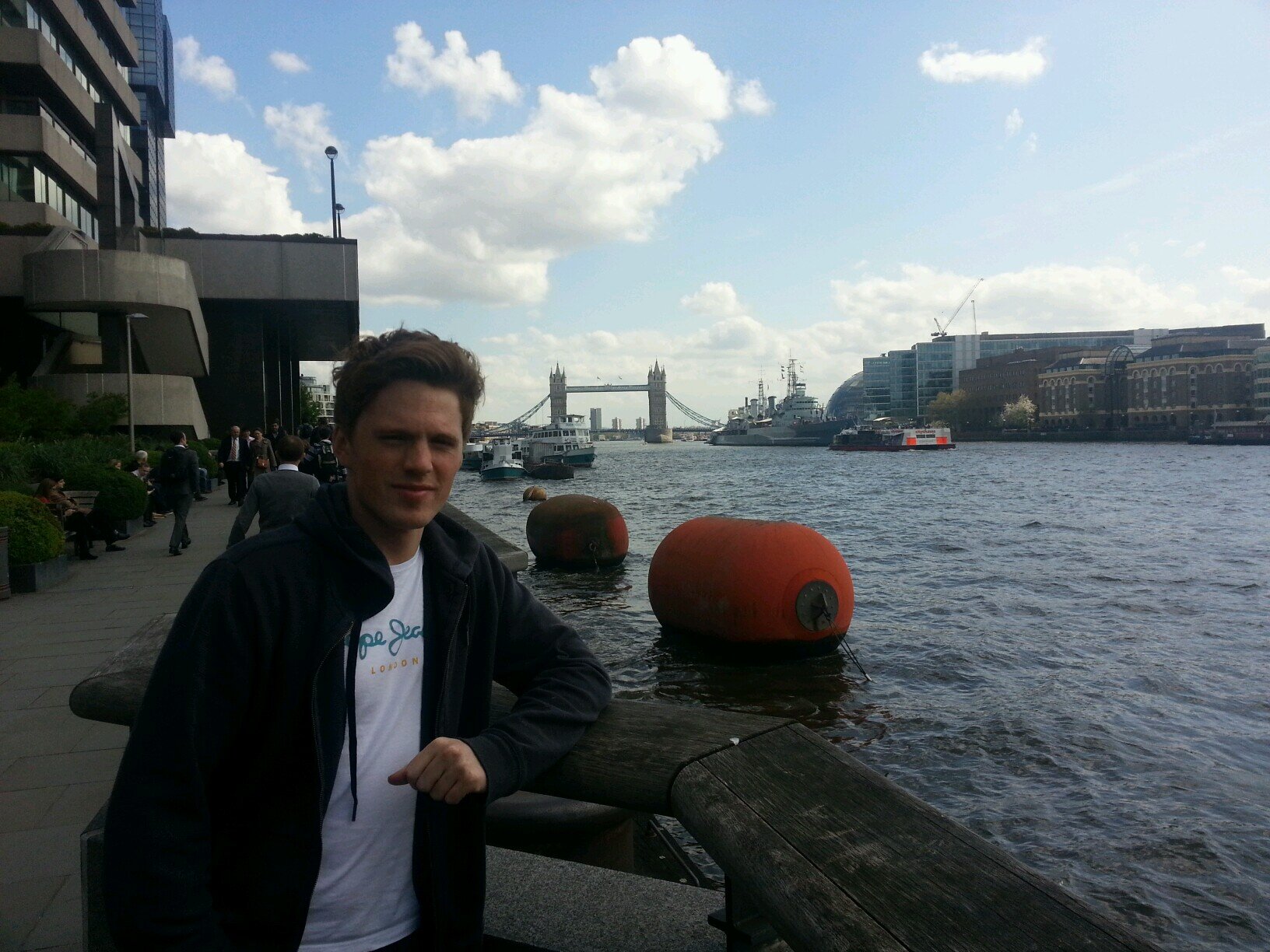 alextodd101's profile picture. Quality coffee, friendly dogs and Arsenal