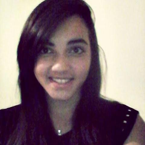 Parawhore , Idiot | 15 years | Instagram : biancakarolin