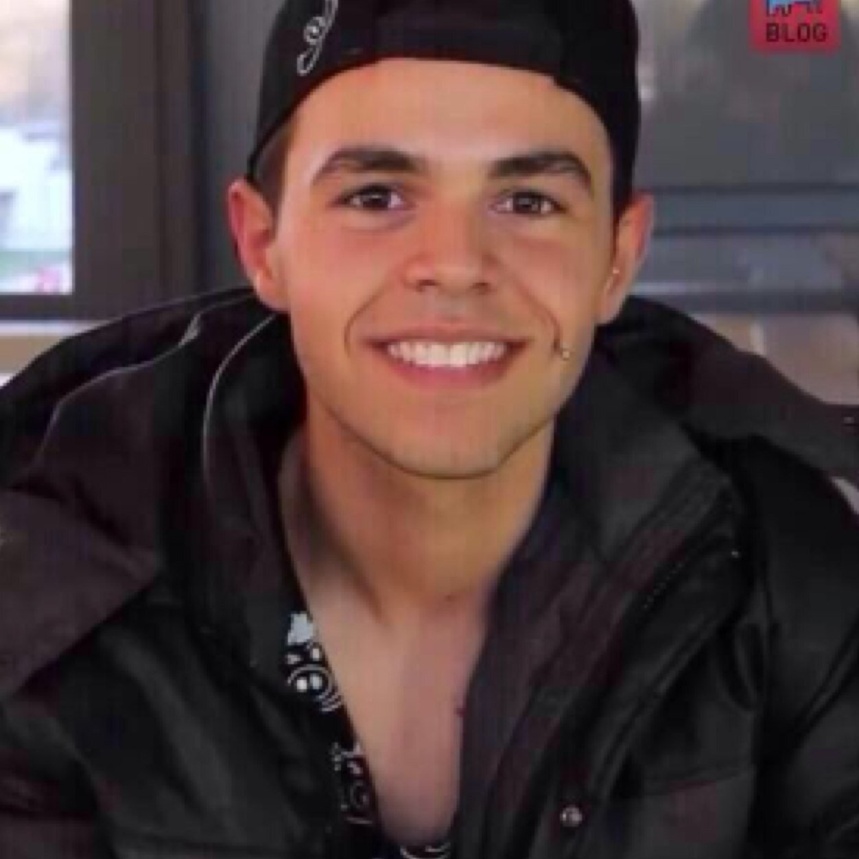 SmileJames1's profile picture. Smile That Hottie Finally Followed You!❤️ Follow my main? @jackie133jackie