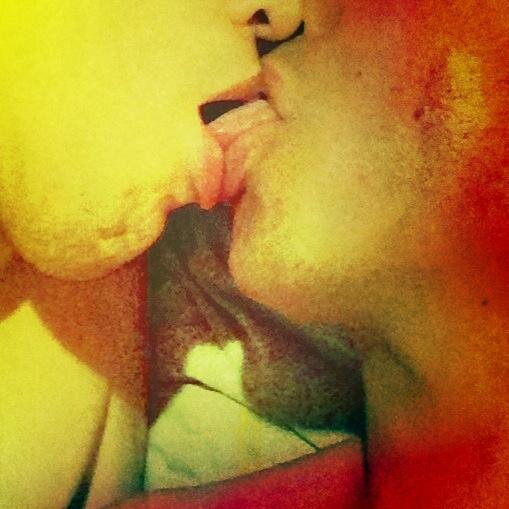 BetoNetoMC's profile picture. En la guerra y el amor, nada esta escrito... en nuestra relación tampoco. Pareja Morbosa y caliente. Nos gusta el porno, nos gusta el sexo, nos gustas tu. +18