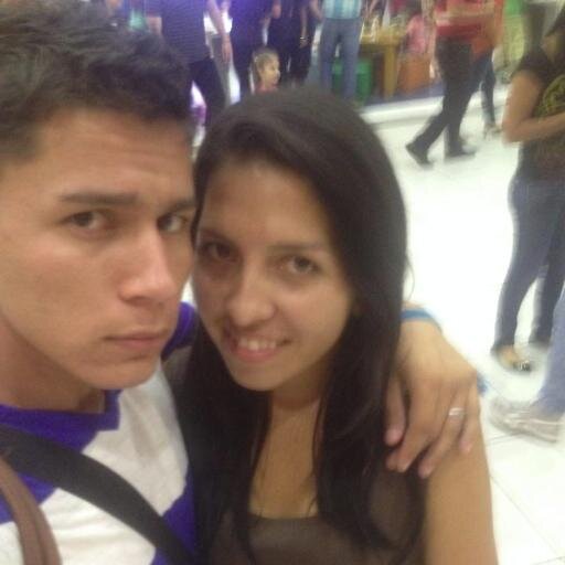 Alegre, amiguera 100% sincera, Tengo a Dios como centro de mi vida!! amo la vida los animales y trato de no acostumbrarme a nada para que nada me haga falta!!
