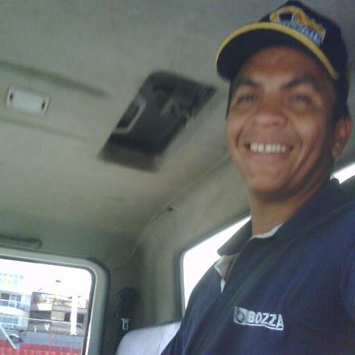 FOCUSRONALDO's profile picture. tenho 35 anos,casado três filhos.sou http://t.co/fRQIT1ykQW.D,  mecanico a diesel.nascido em Imperatriz-ma estou no rio desde 1998.