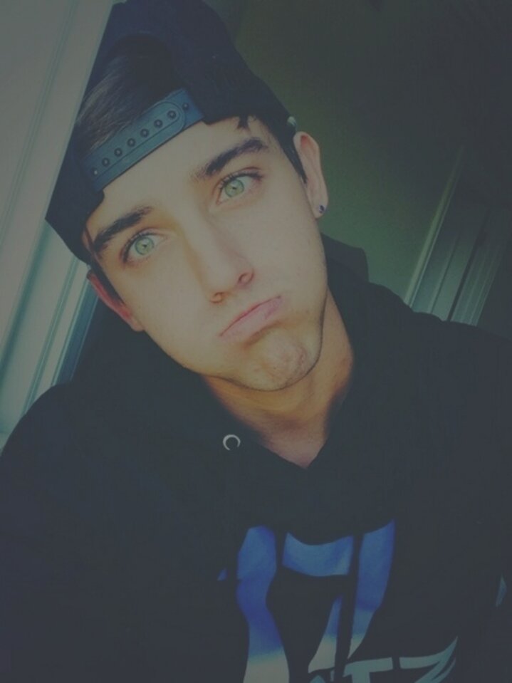 @theavonstepsjdb & @brooksbum