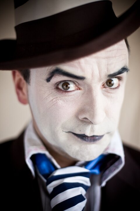 Silent Clown, mime artist, street theatre practitioner, performance artist, workshop facilitator. If its physical & theatre I probably like it.