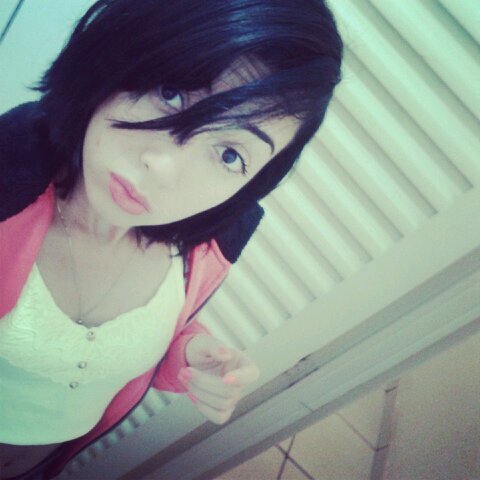 falo msm e dai , tamu na positividade sempre ..:3 
Mineira♥. Segue , sigo de volta seus beldads ?