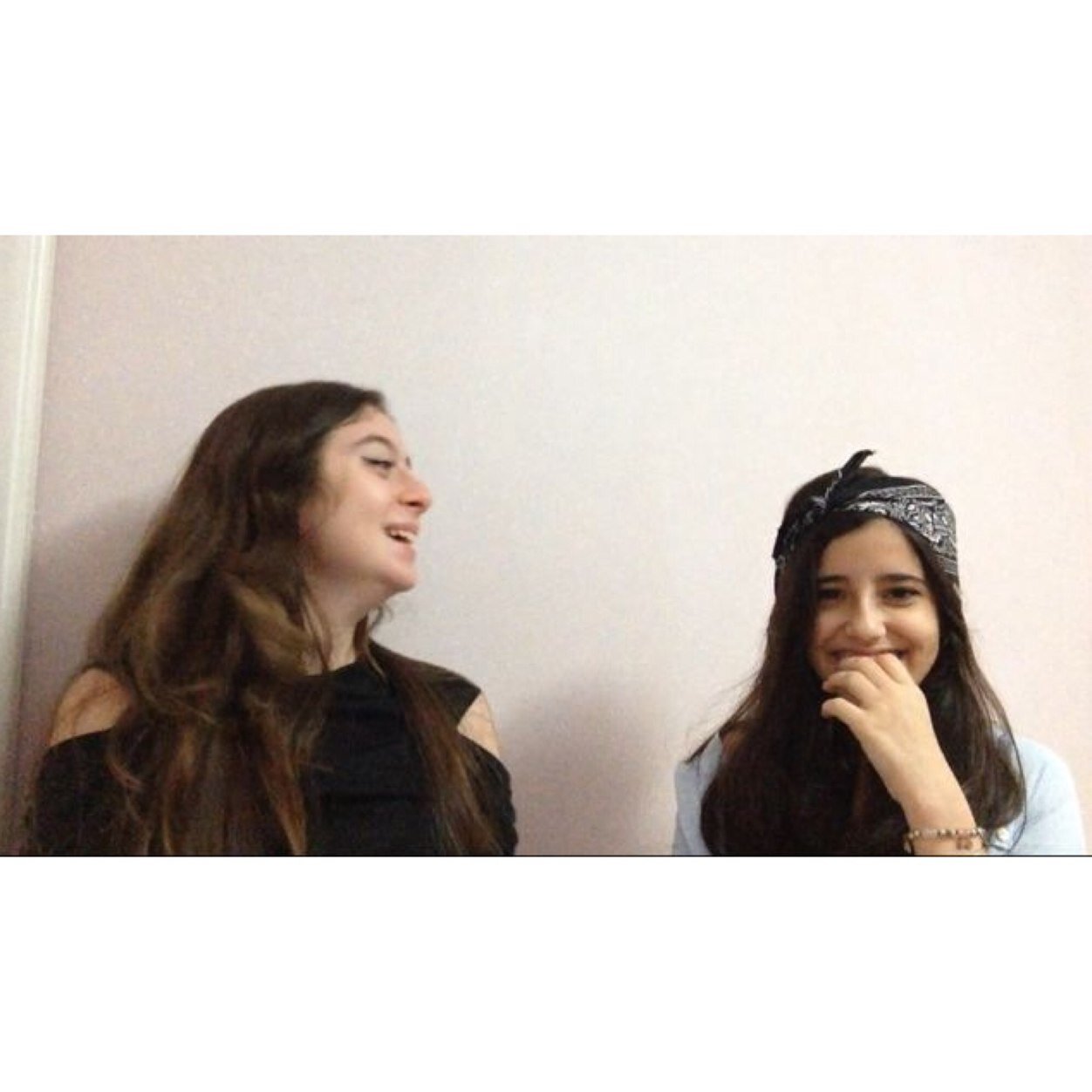 Mary : the girl on the left | Isa : the girl on the right | Yeah we r cool | 0/12