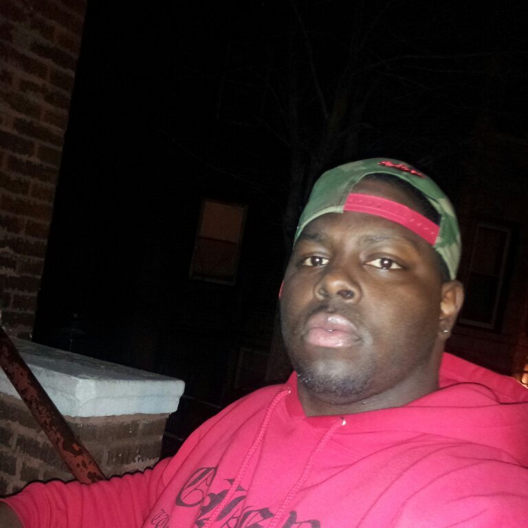 tryin to survive in Chicago and get money while im here you feel me