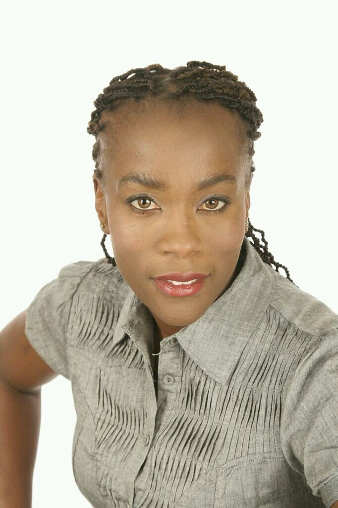 I am waiting to be discovered. I an an aspiring singer and songwriter. waiting for someone to notice me