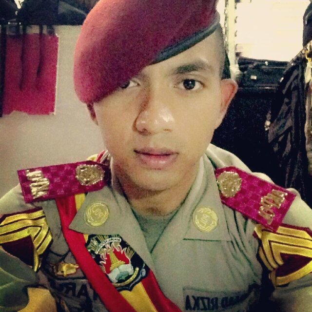 Hidup dan matiku hanya untuk mengabdi kepada negara ini ☺ lvy sung Indah Mutiara Rizki ♥