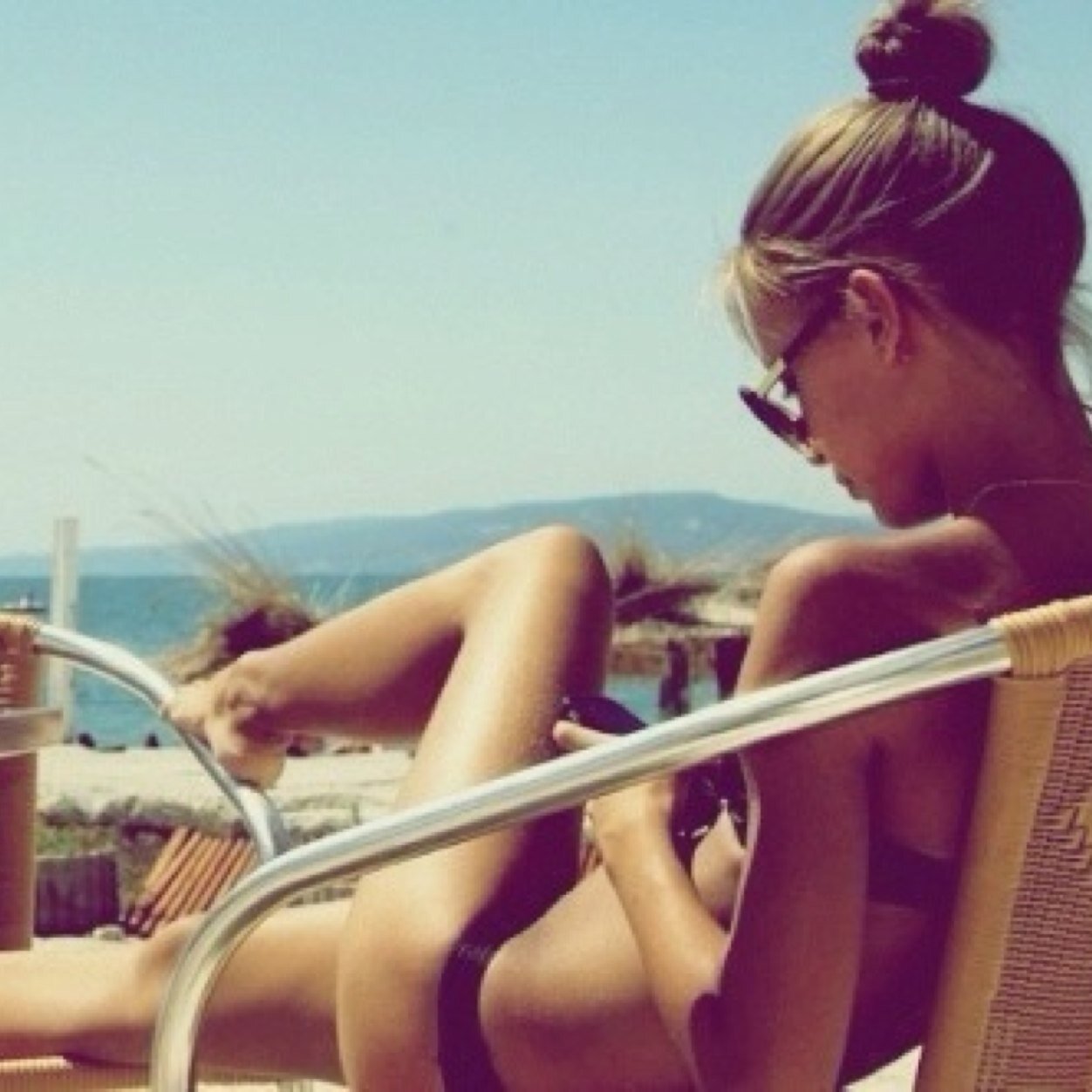 AnotherBlondie_'s profile picture. 