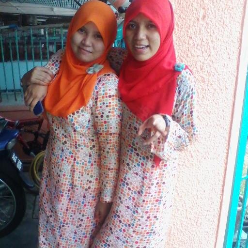 sye bkan sesape dlam dunia nieyhh,.. hnya seorng hamba Allah yg sdang mncri kredhaan Nye,..Insya Allah
