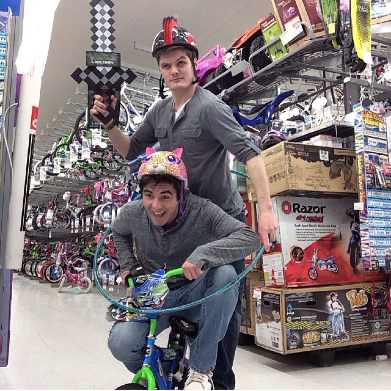 _2Minnesotans_'s profile picture. Two MN boys just trying to make you all laugh! Come follow our vine account 2Minnesorans