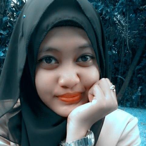 mhyla_karmhyla's profile picture. 