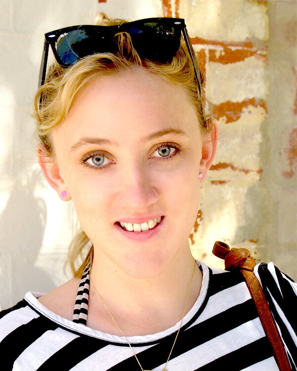 I'm a multidisciplinary designer and writer, interiors addict and editor of http://t.co/E0AUhSCsSi
