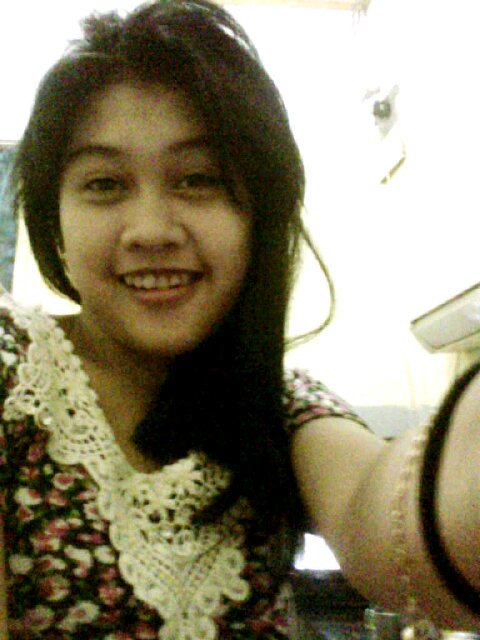 My Name Is Dian puspita dewi I Was Bron in karawang on 28 july 1994
If you want know with me, lets follow me and i will follback you !