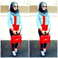 About me ☺I am Ordinary girl  ♣Multitalent Fashion Modell ♥Love is impossible ✉☺my.line ••• Devi_ived ✉☺my.facebook ••• Devi Ciwciw