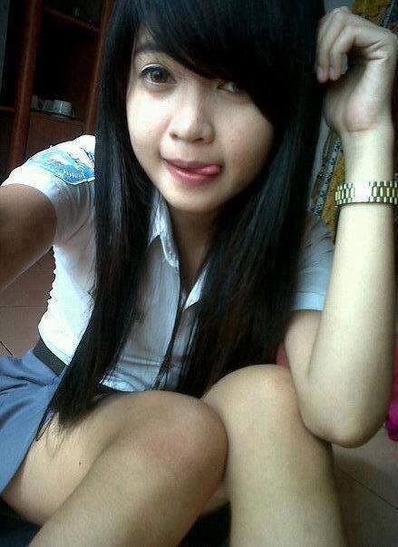 nadingustianti's profile picture. BELAJAR mencintai BUNDA