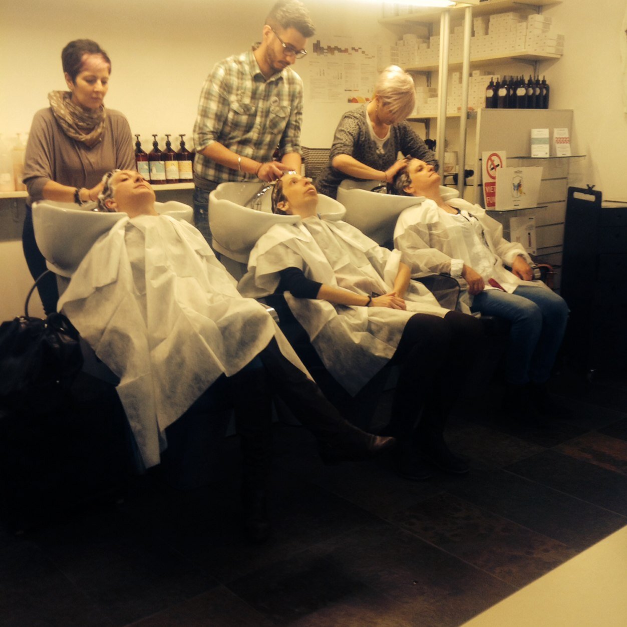 Hair Stylist and Tattoo tel.02 3651 0064