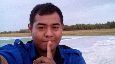 Ingin di  sayangi sepenuh hati