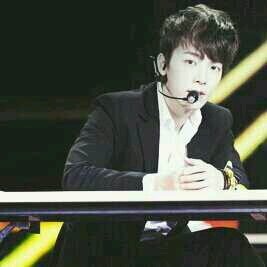 I'm Muslim girl ,,Me love donghae