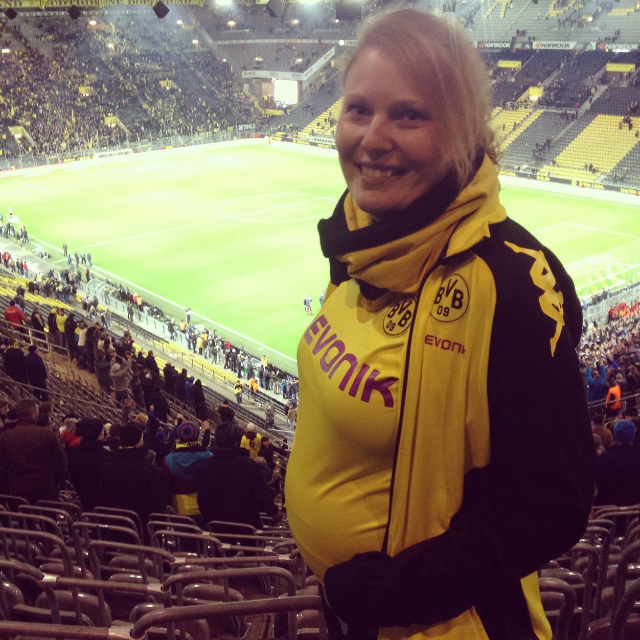 Anna1211's profile picture. 30 * Lehrerin * zur Zeit aber Vollzeit-Mama * nebenbei Chaos-Queen * aus Höxter/Ostwestfalen * schwarz-gelbe BVB-Seele *