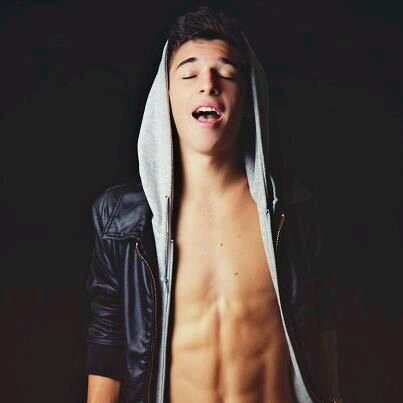 sean o'donnell || single || etero