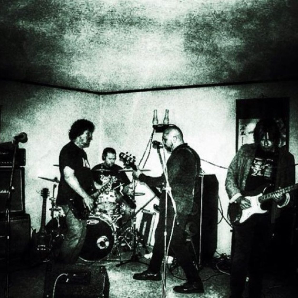 Grey Sedan is a hard rocking band