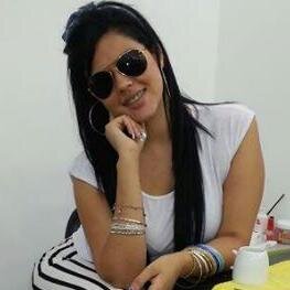 Amo la Publicidad y las Redes Sociales. 24 Añitos, Hermana de @eddytons siempre comparto su musica. sigueme #Besitos