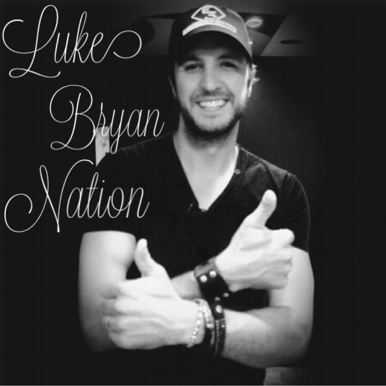 cold beer, cowboy boots, & country music. ✌️ Luke Bryan - 3/14/13