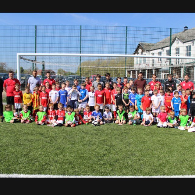 Charlton Athletic Skipper Johnnie Jacksons exclusive Football Academy for players aged 5-12yrs. Great opportunity to develop your technique & have fun.