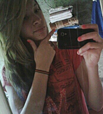 Dbora48516491's profile picture. 